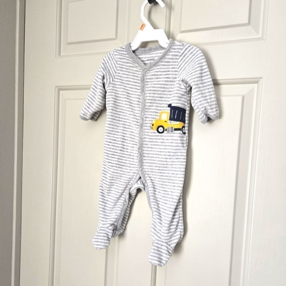 3/$15 Carters Terry Cloth Sleeper Size 3 M